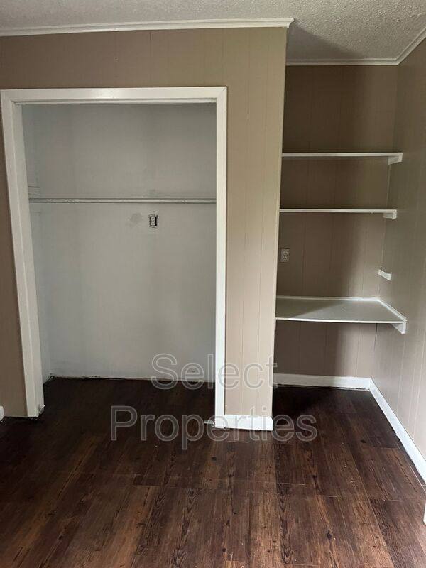 House for rent at 1914 Edgewood, Jonesboro, AR 72401