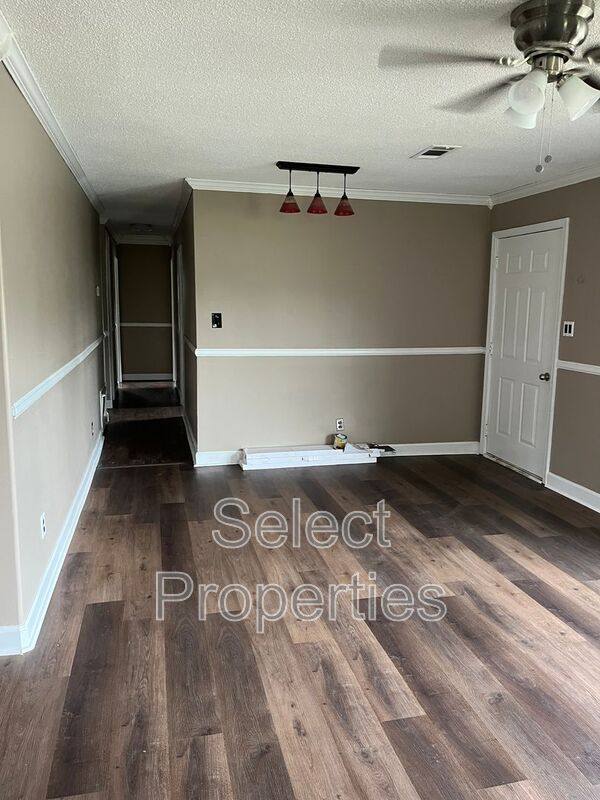 House for rent at 1914 Edgewood, Jonesboro, AR 72401