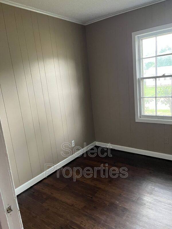 House for rent at 1914 Edgewood, Jonesboro, AR 72401
