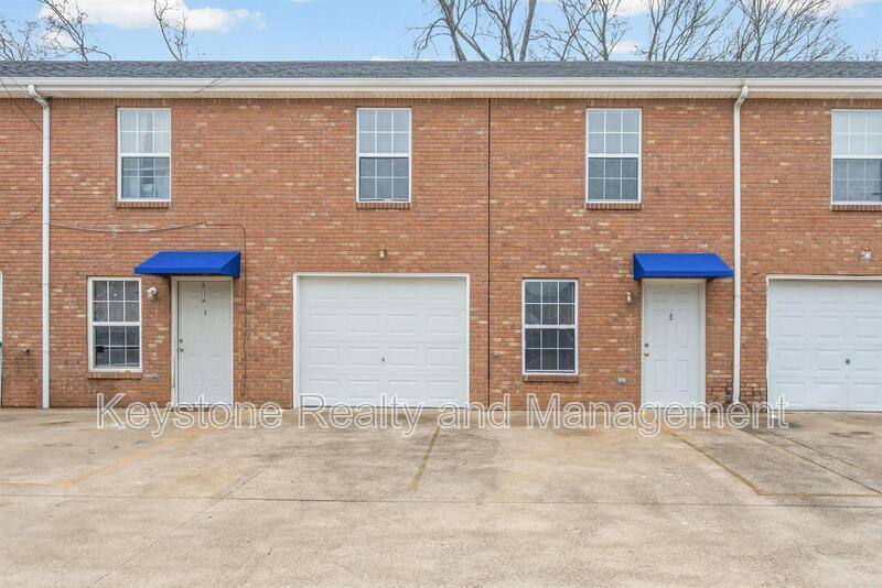 Townhouse for rent at 3285 Tower Dr, Clarksville, TN 37042