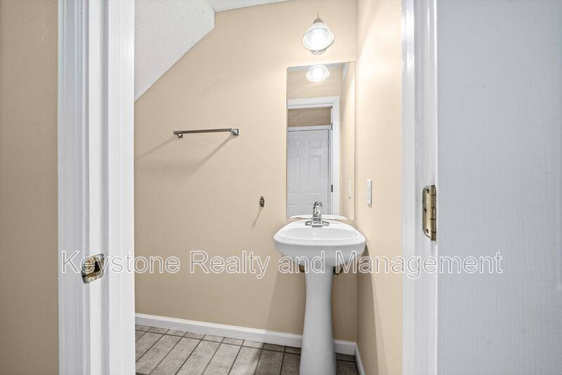 Townhouse for rent at 3285 Tower Dr, Clarksville, TN 37042