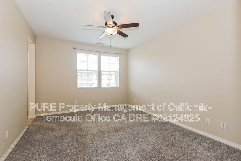 Townhouse for rent at 40324 Calle Real, Murrieta, CA 92563