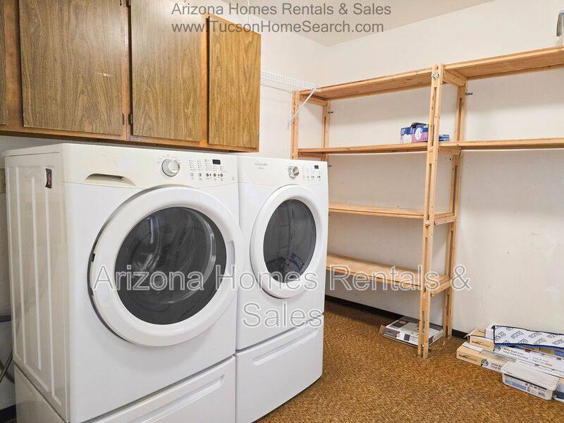 Townhouse for rent at 2425 S Rose Peak, Tucson, AZ 85710