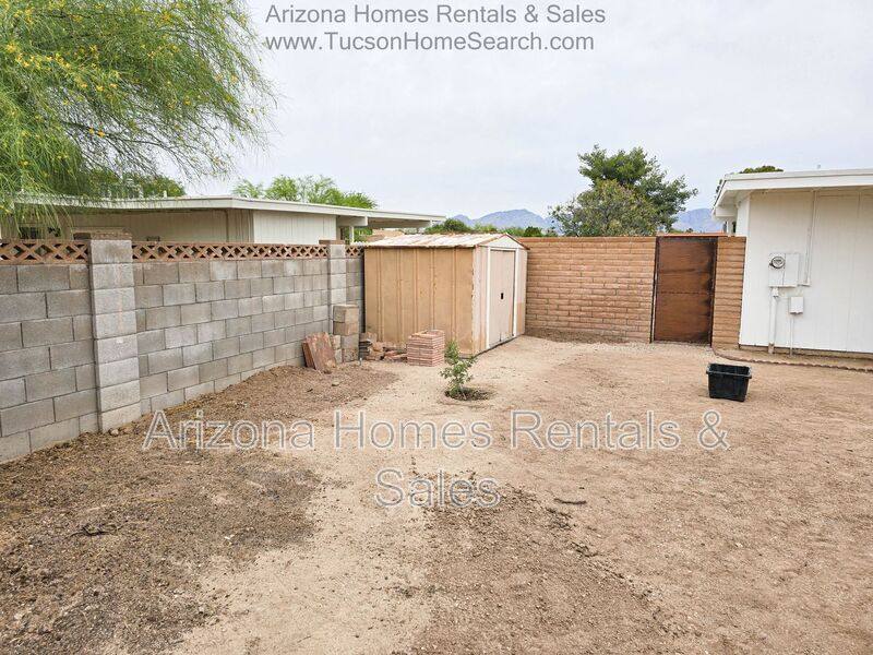 Townhouse for rent at 2425 S Rose Peak, Tucson, AZ 85710