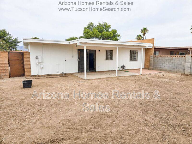 Townhouse for rent at 2425 S Rose Peak, Tucson, AZ 85710