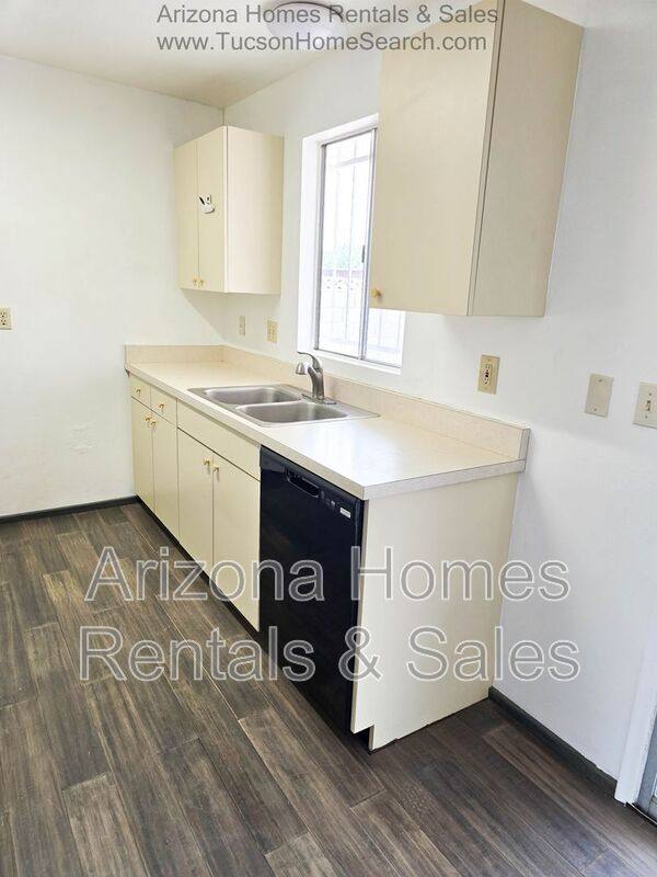 Townhouse for rent at 2425 S Rose Peak, Tucson, AZ 85710