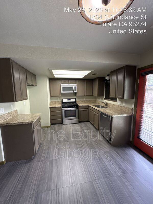Apartment for rent at 1840 S Sundance St, Tulare, CA 93274
