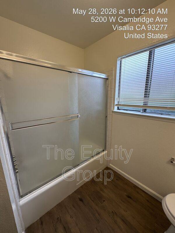 Apartment for rent at 5136 W Cambridge, Visalia, CA 93277