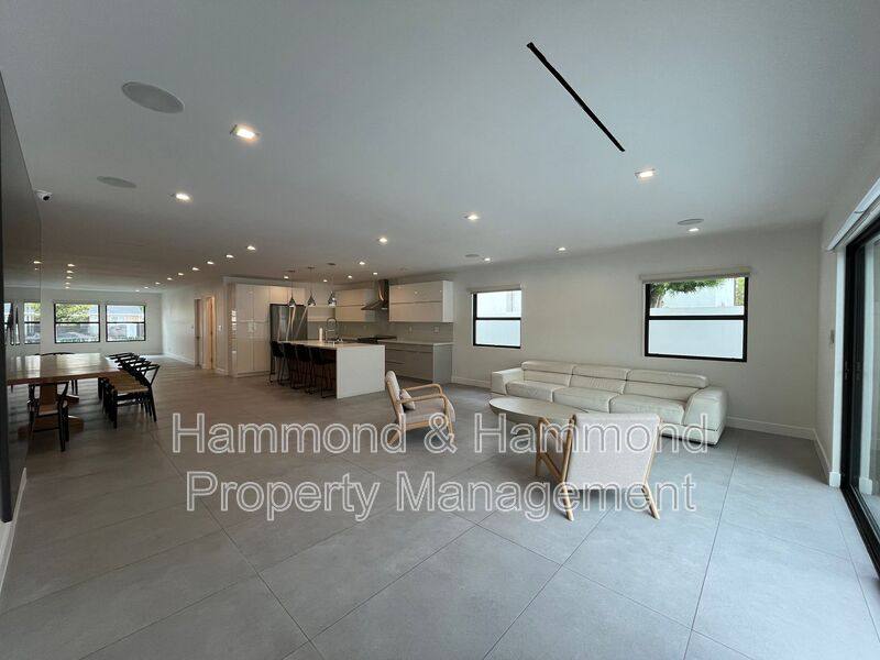 House for rent at 5735 Saloma Ave, Van Nuys, CA 91411