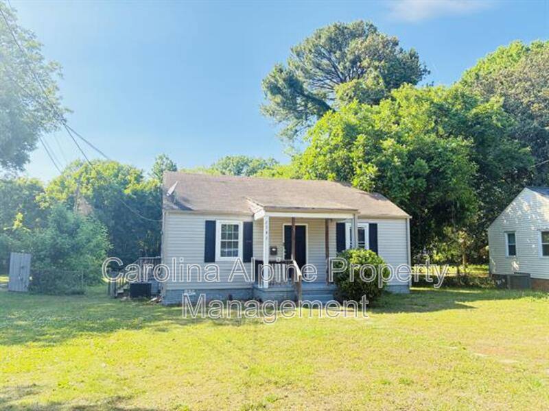 House for rent at 2341 Arden St, Charlotte, NC 28206