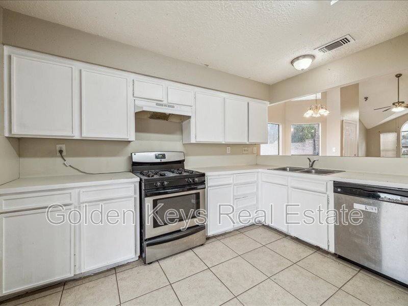 House for rent at 10743 Staghill Dr, Houston, TX 77064