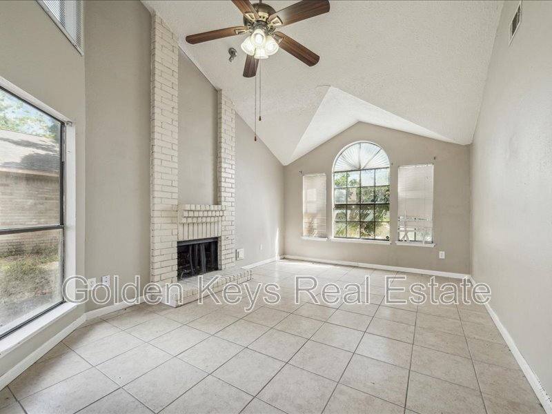 House for rent at 10743 Staghill Dr, Houston, TX 77064