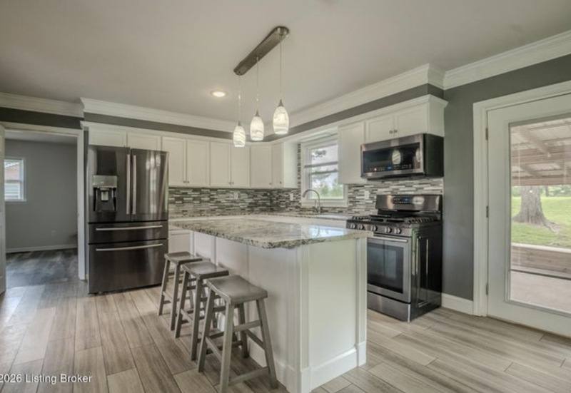 House for rent at 5106 Bardstown Rd, Louisville, KY 40291