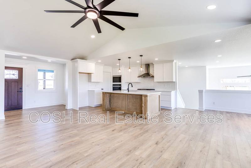 House for rent at 459 S Stoney Creek St, Clearwater, KS 67026