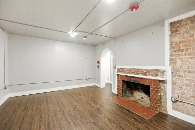 Apartment for rent at 616 W Maple St #6, Johnson City, TN 37604