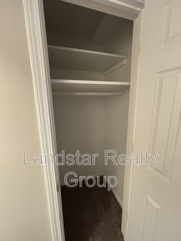 Apartment for rent at 3221 Kemmons #2, Louisville, KY 40218