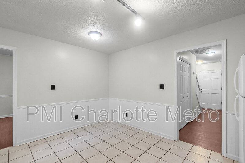 House for rent at 10800 Whittersham Dr, Charlotte, NC 28262