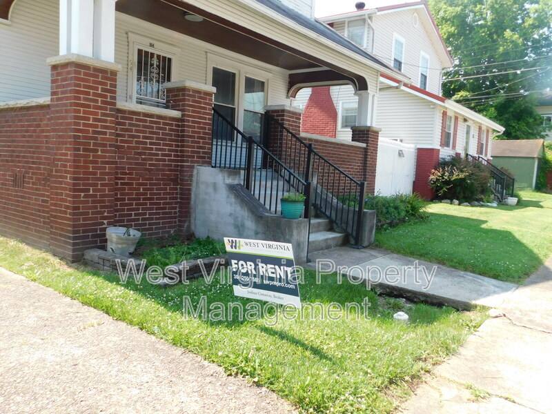 House for rent at 54 Hunt Ave, Charleston, WV 25302