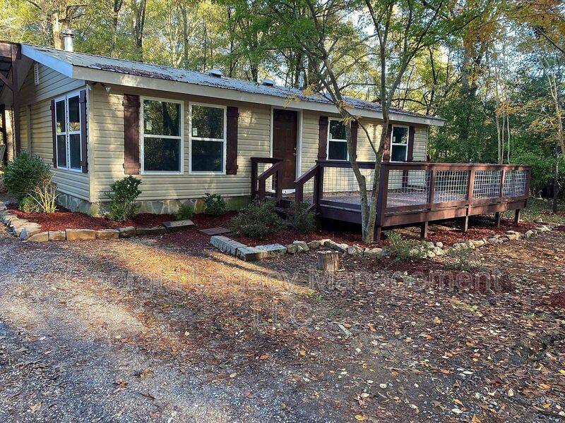 House for rent at 142 Henry Meyer Rd, Winterville, GA 30683