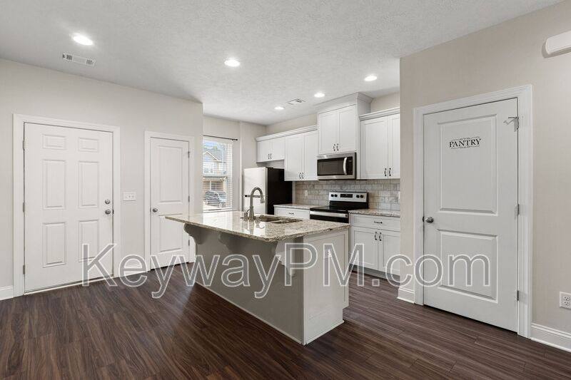Townhouse for rent at 1913 Butternut Dr, Grovetown, GA 30813