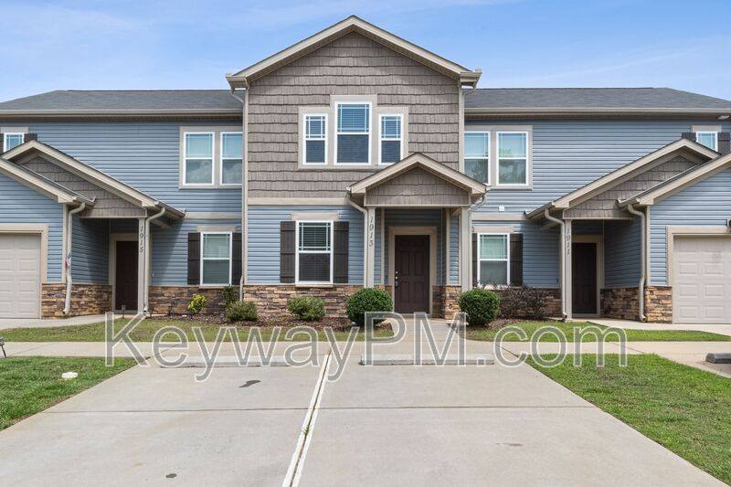 Townhouse for rent at 1913 Butternut Dr, Grovetown, GA 30813