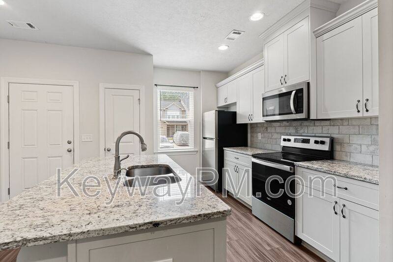 Townhouse for rent at 1913 Butternut Dr, Grovetown, GA 30813