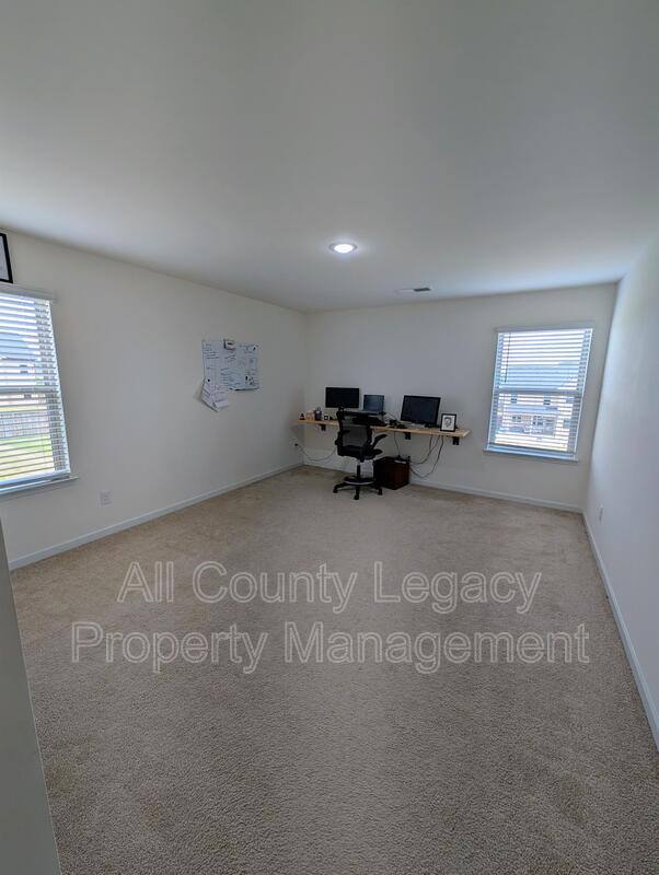 House for rent at 928 Blue Juniper Circle, Loganville, GA 30052
