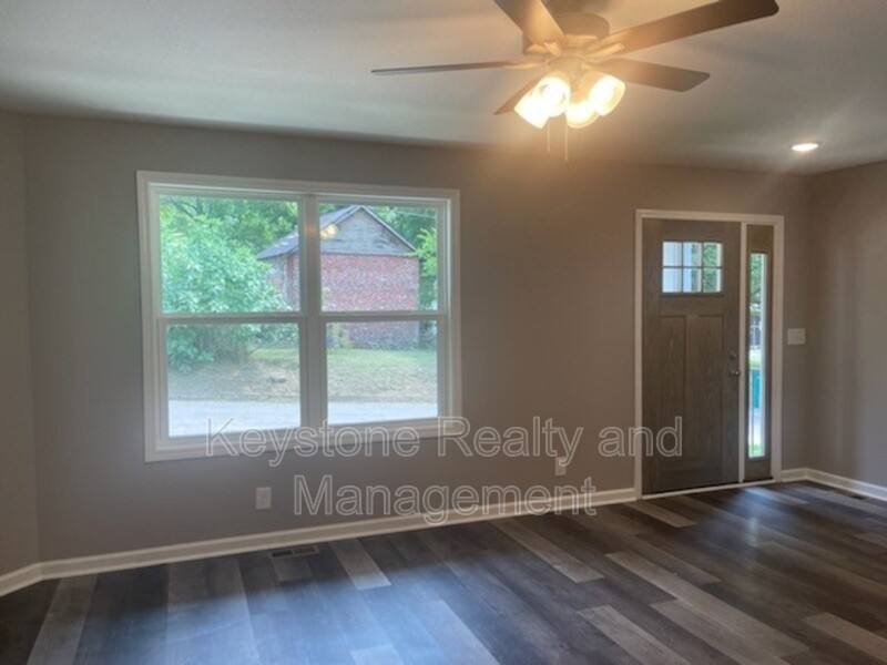 House for rent at 718 Perkins Ave, Clarksville, TN 37040