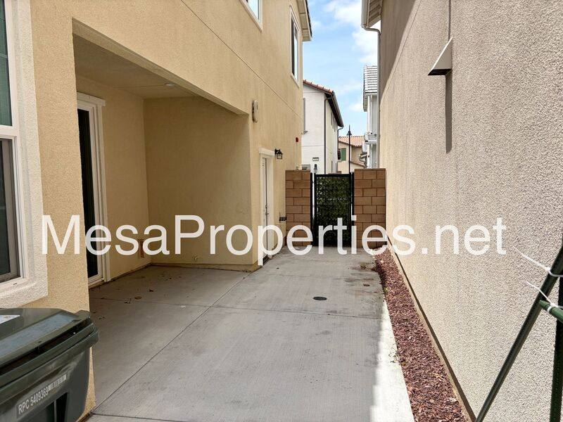 House for rent at 7031 Aloe Lane, Fontana, CA 92336