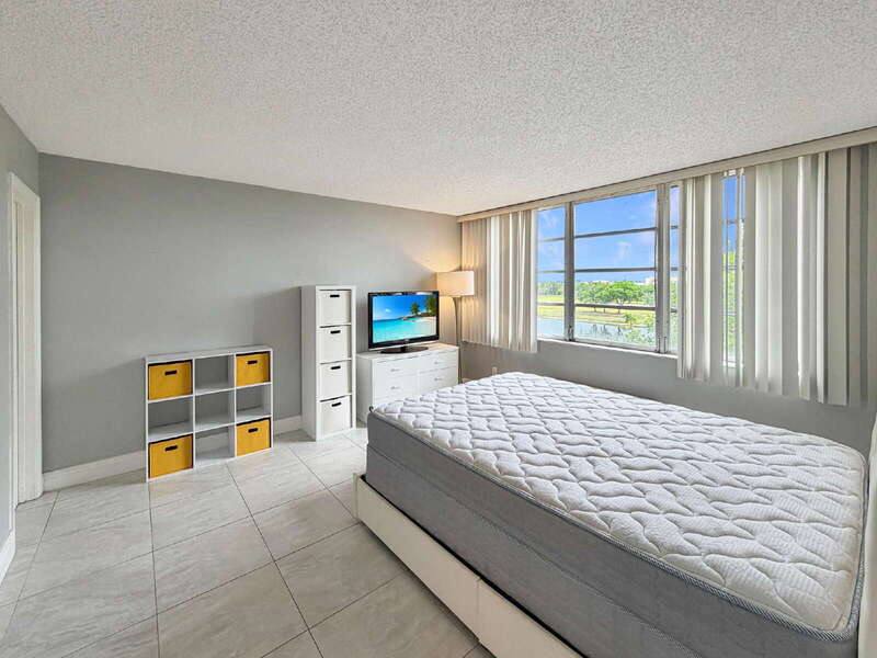 Apartment for rent at 3300 W Rolling Hills Circle #509, Fort Lauderdale, FL 33328