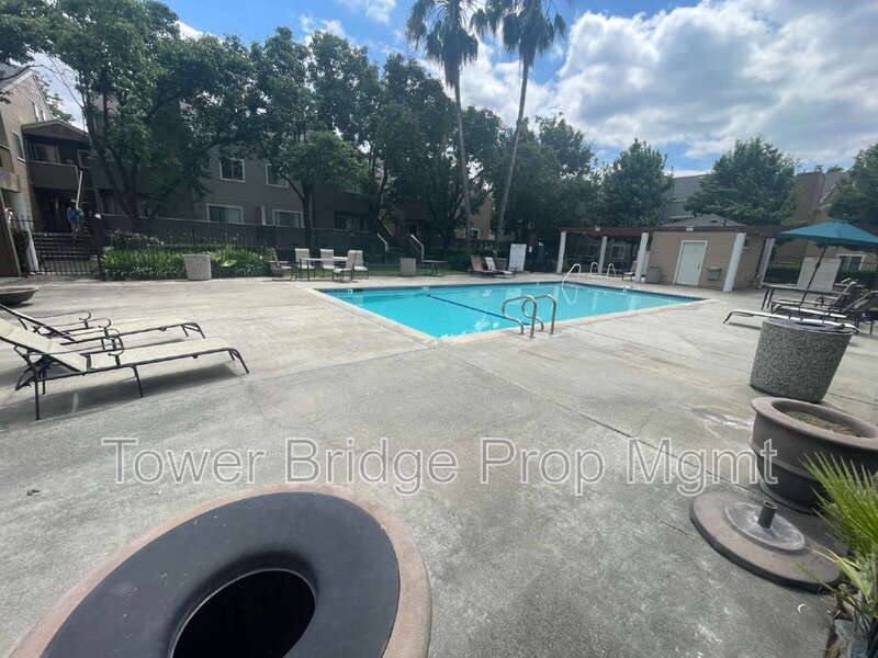 Townhouse for rent at 1019 Dornajo Way #246, Sacramento, CA 95825