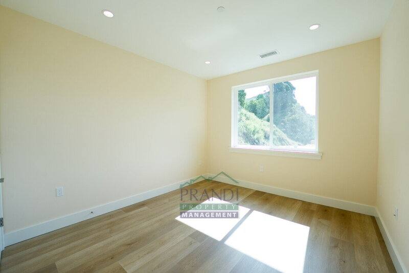 Apartment for rent at 10 E Crescent Dr #B, San Rafael, CA 94901