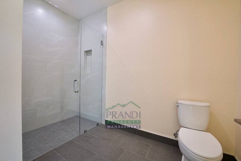 Apartment for rent at 10 E Crescent Dr #B, San Rafael, CA 94901