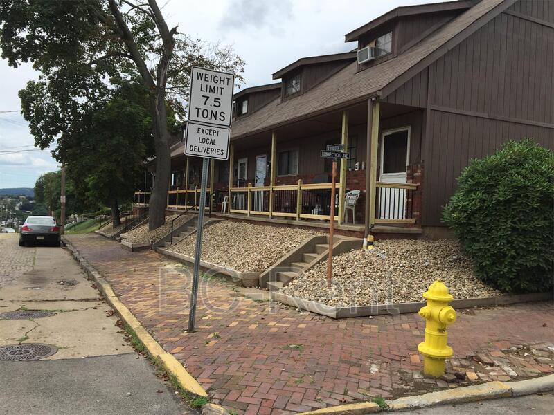Townhouse for rent at 230 W Madison St #6, Rochester, PA 15074