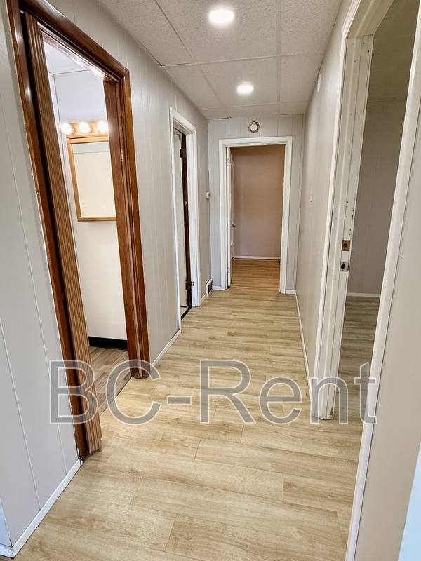 Apartment for rent at 635 3rd Ave #1, Freedom, PA 15042