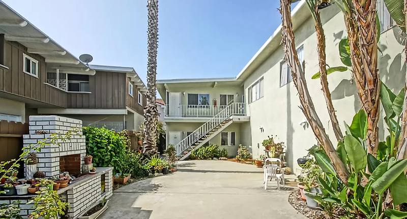 Apartment for rent at 1900 Rockefeller Lane #1, Redondo Beach, CA 90278