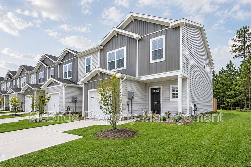 Townhouse for rent at 1018 Aldrich St, Hephzibah, GA 30815