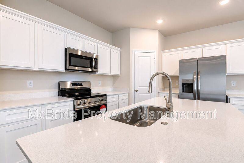 Townhouse for rent at 1018 Aldrich St, Hephzibah, GA 30815