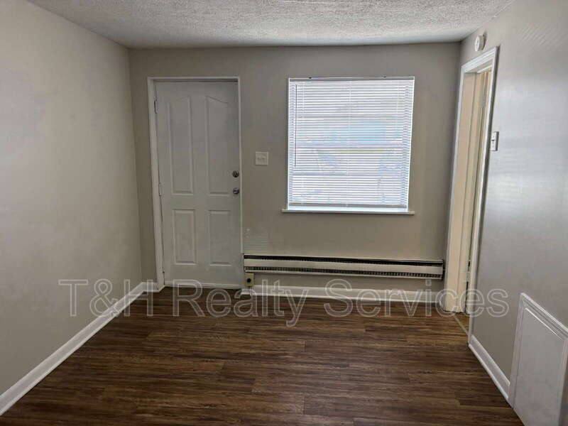 Apartment for rent at 7046 E US-Highway 36 #5, Avon, IN 46123