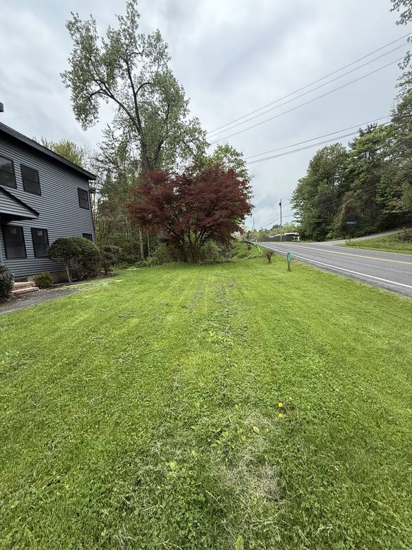 Apartment for rent at 1050 Lucas Ave Extension #2, Hurley, NY 12443