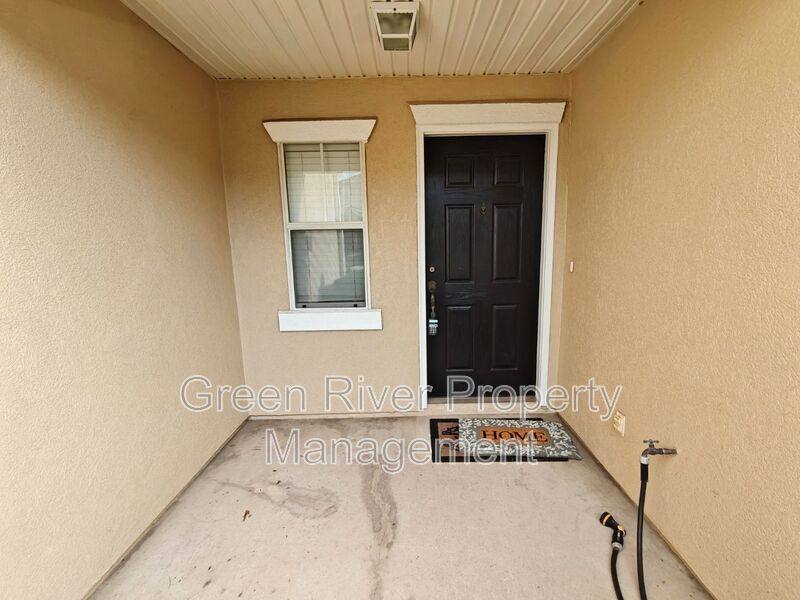 Townhouse for rent at 1500 Calming Water Dr #702, Fleming Island, FL 32003