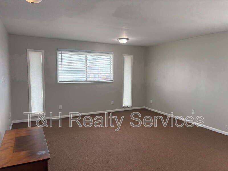 Apartment for rent at 7046 E US-Highway 36 #16, Avon, IN 46123