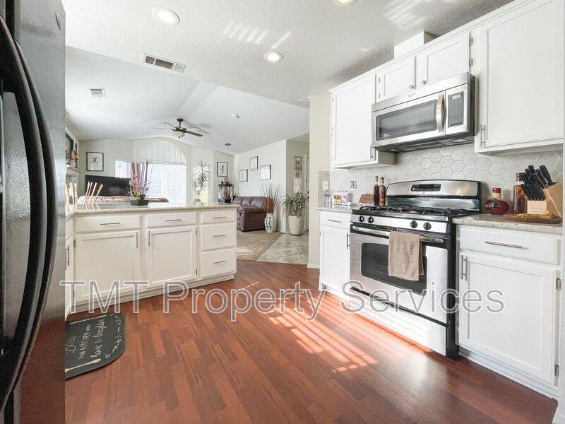 House for rent at 9424 Blackswain Place, Stockton, CA 95219