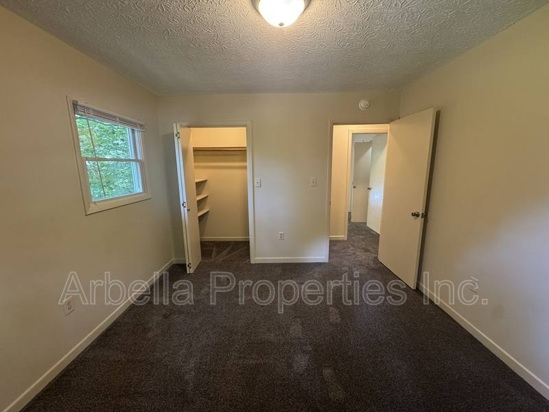 Apartment for rent at 1029 Surmont Court, Kingsport, TN 37660