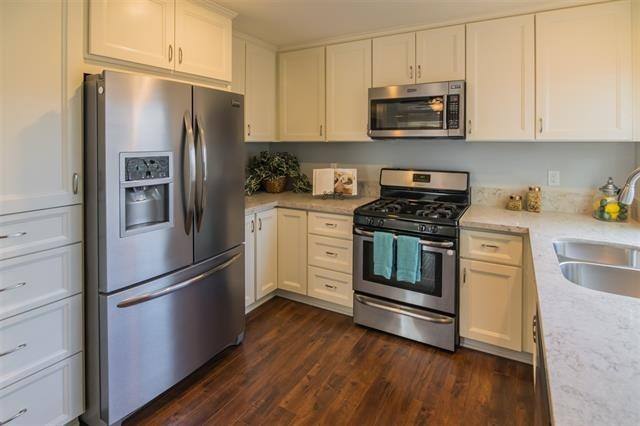 Townhouse for rent at 1380 E Washington Ave, El Cajon, CA 92019