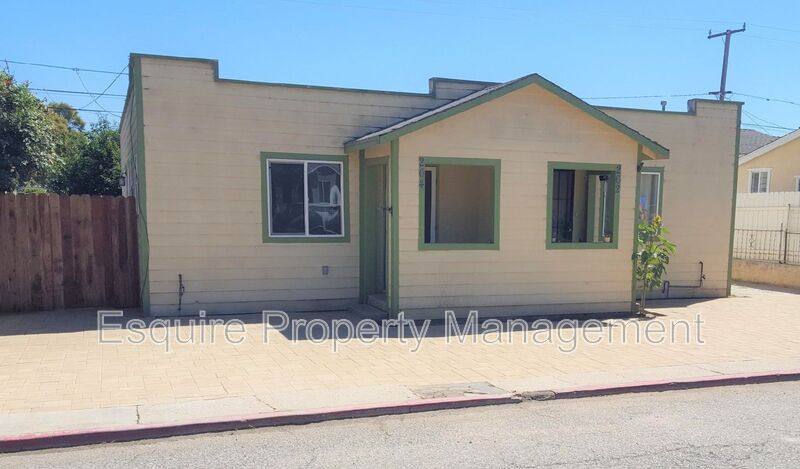 House for rent at 264 Franklin Lane, Ventura, CA 93001
