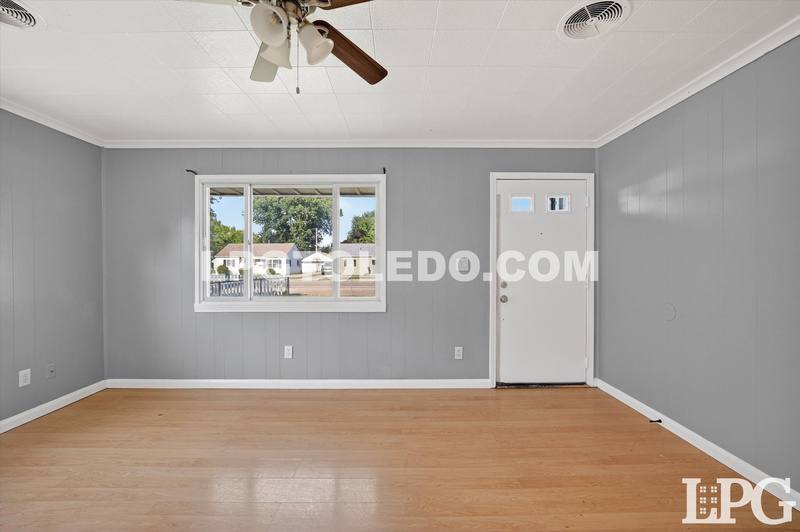 House for rent at 5207 Bennett Rd, Toledo, OH 43612