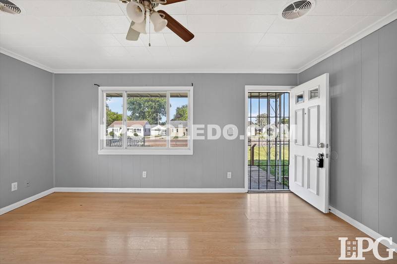 House for rent at 5207 Bennett Rd, Toledo, OH 43612
