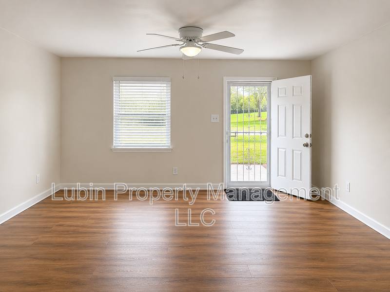 House for rent at 488 Burlington Circle, Memphis, TN 38127