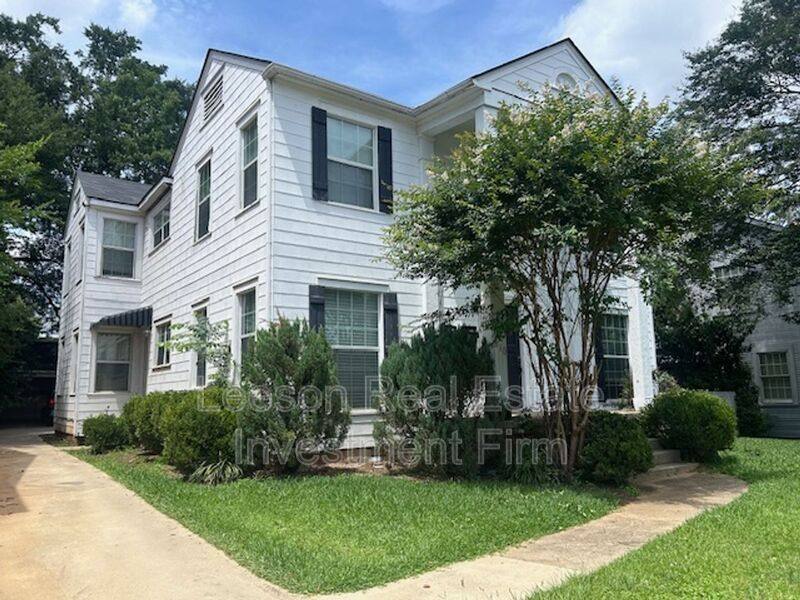 Apartment for rent at 810 Rutherford St #A, Shreveport, LA 71104